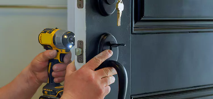 Commercial Door Lock Installation East Moline