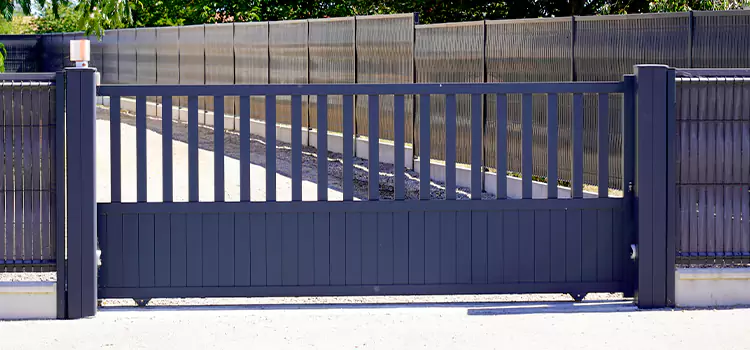 Driveway Gate Installation Contractors East Moline